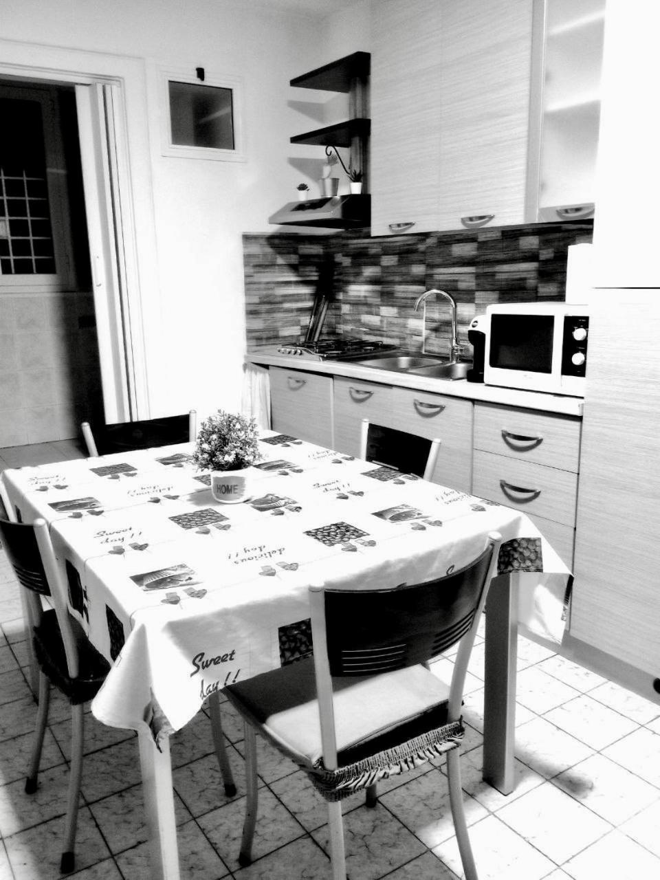 Home Adriana Bari Esterno foto